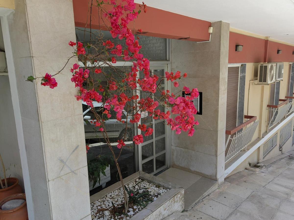 Pagrati Nest Apartment Атина Екстериор снимка